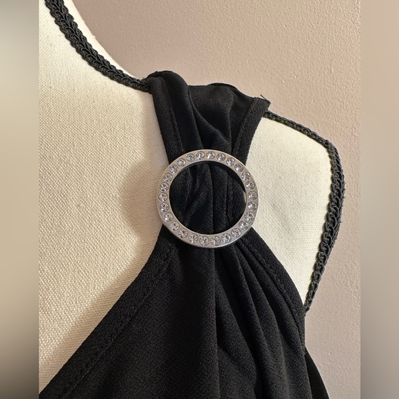 Women’s Sleeveless Knit Top - Size L - Mint Condition - Picture 2 of 6